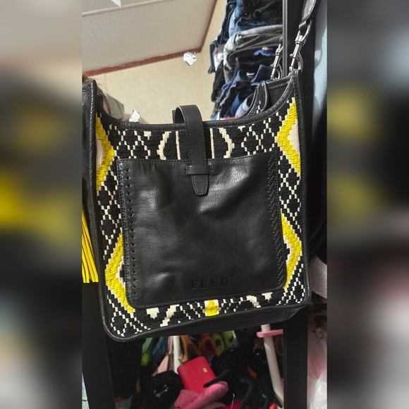 🍂🍁Like new REBECCA MINKOFF LIMITED EDITION "FEED" CRPSSBODY BAG - Picture 3 of 10